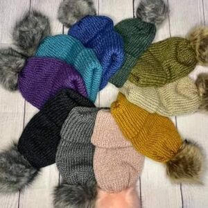 NWOT Knit Beanie with Pom Pom